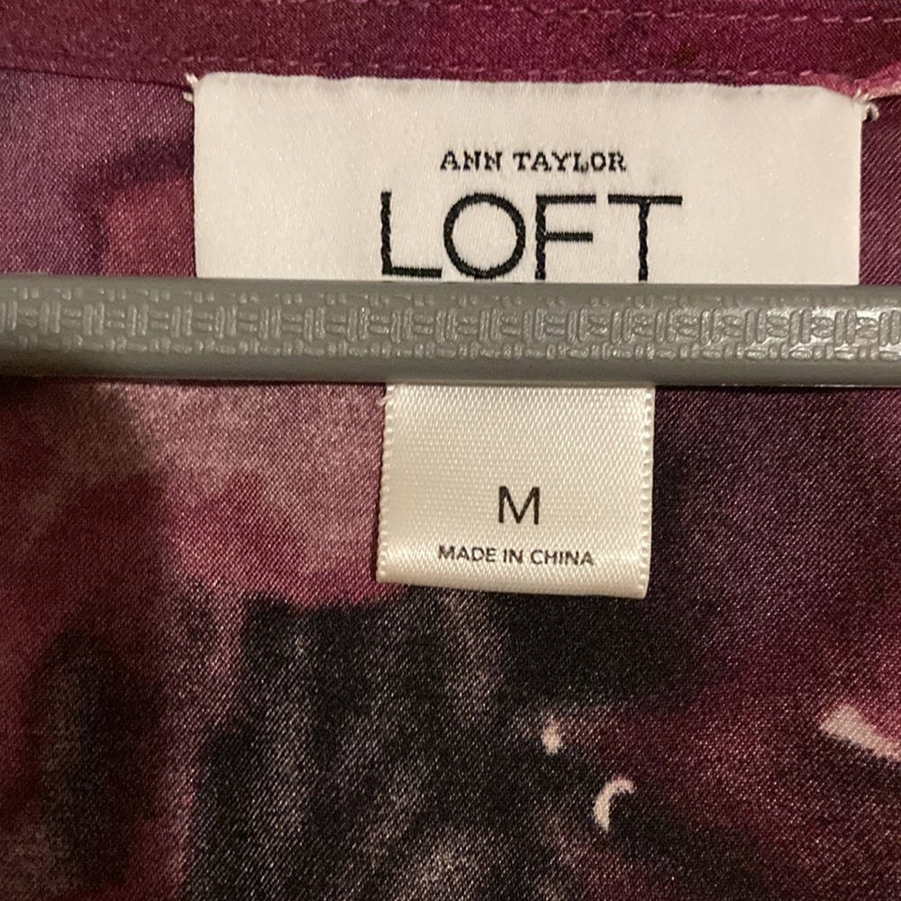 LOFT Ruffled Pink Top - Picture 4 of 6